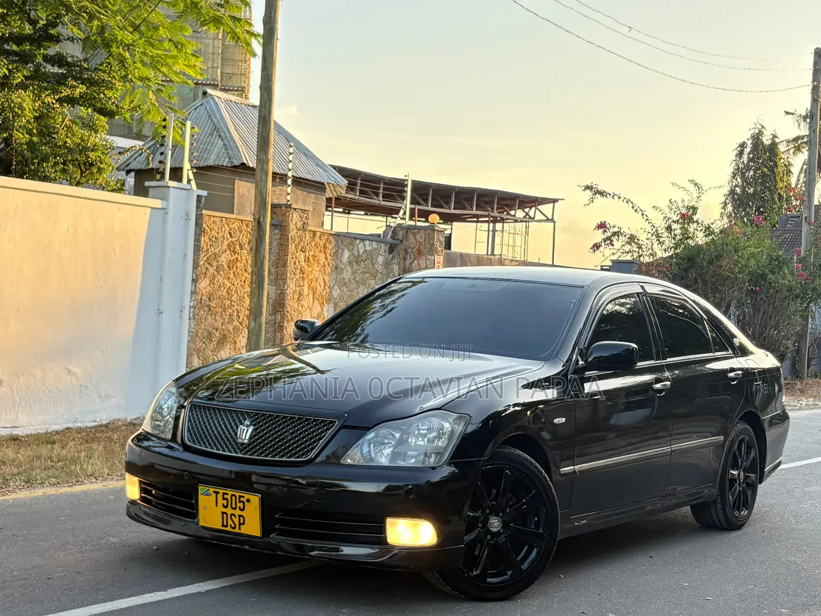 Toyota Crown 2004 Black