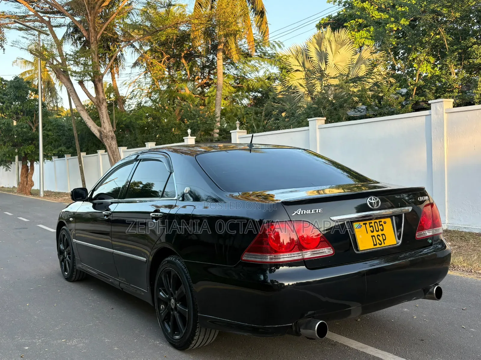 Toyota Crown 2004 Black