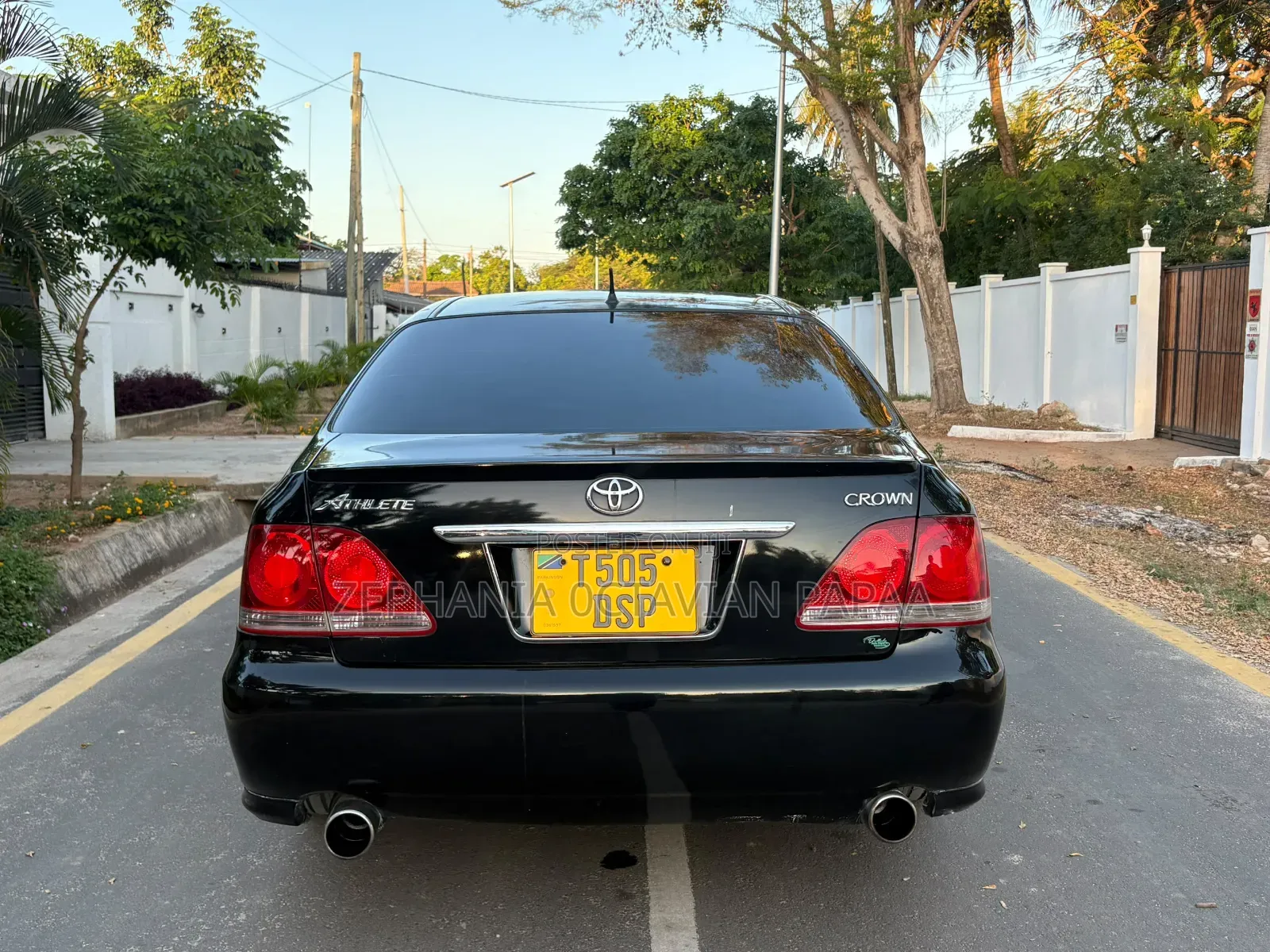 Toyota Crown 2004 Black