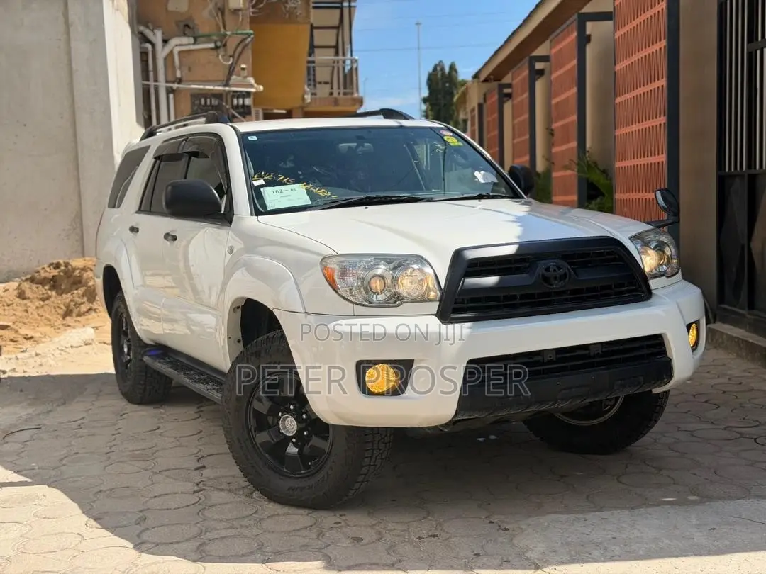 Toyota Hilux Surf 2007 White