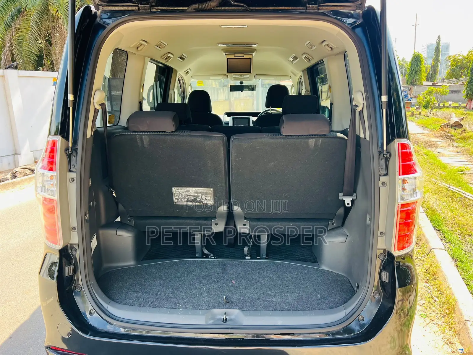 Toyota Noah 2009 Black