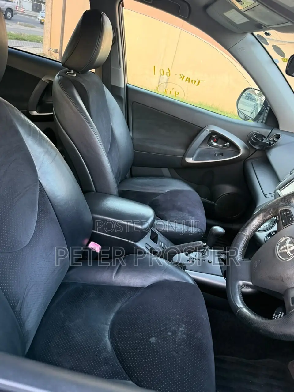Toyota Vanguard 2010 Gray