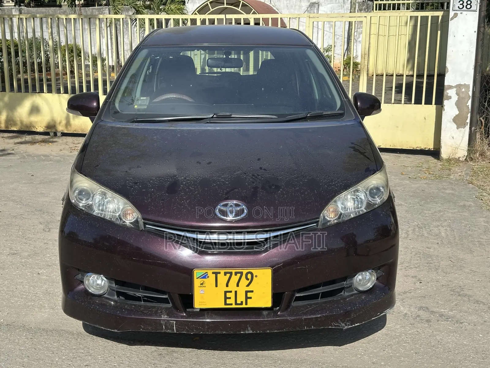 Toyota Wish 2014