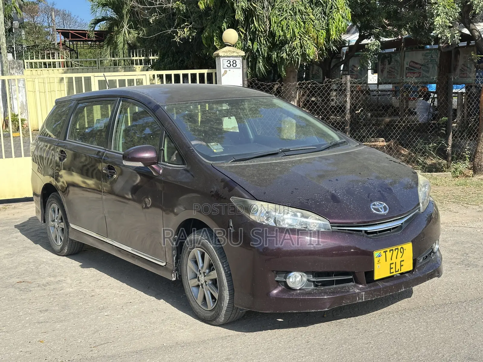 Toyota Wish 2014
