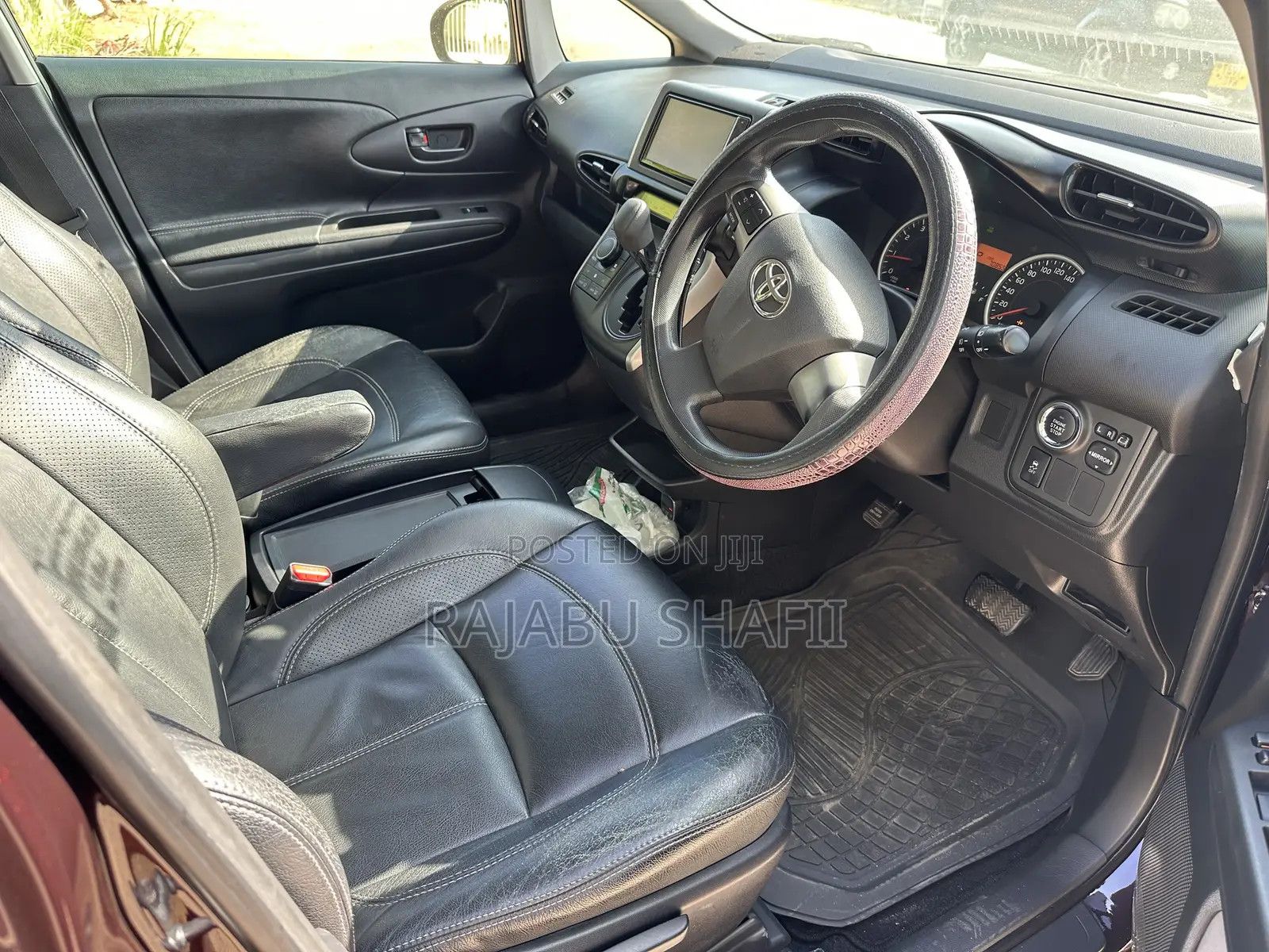 Toyota Wish 2014