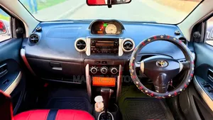 Toyota IST 2003 Silver