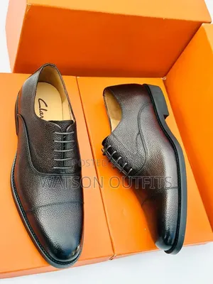 Men's Leather Shoes Rough Surface Leather Materials