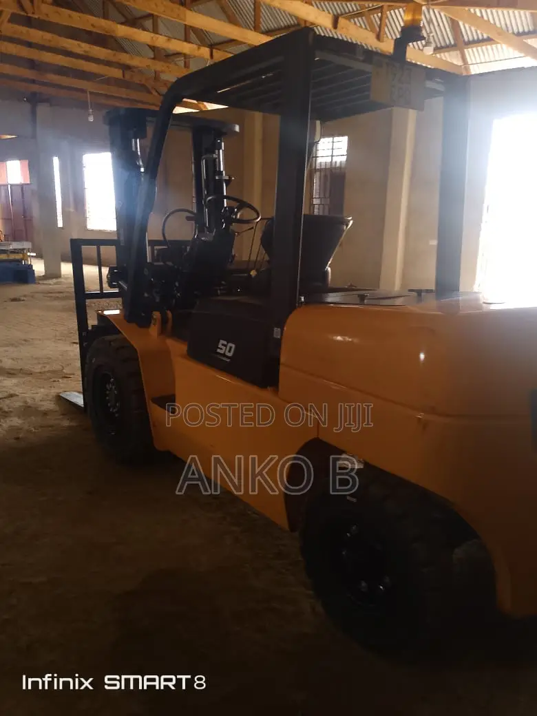 Fork Lift 5Tons
