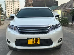 Toyota Harrier 2.0 4WD 2015 White