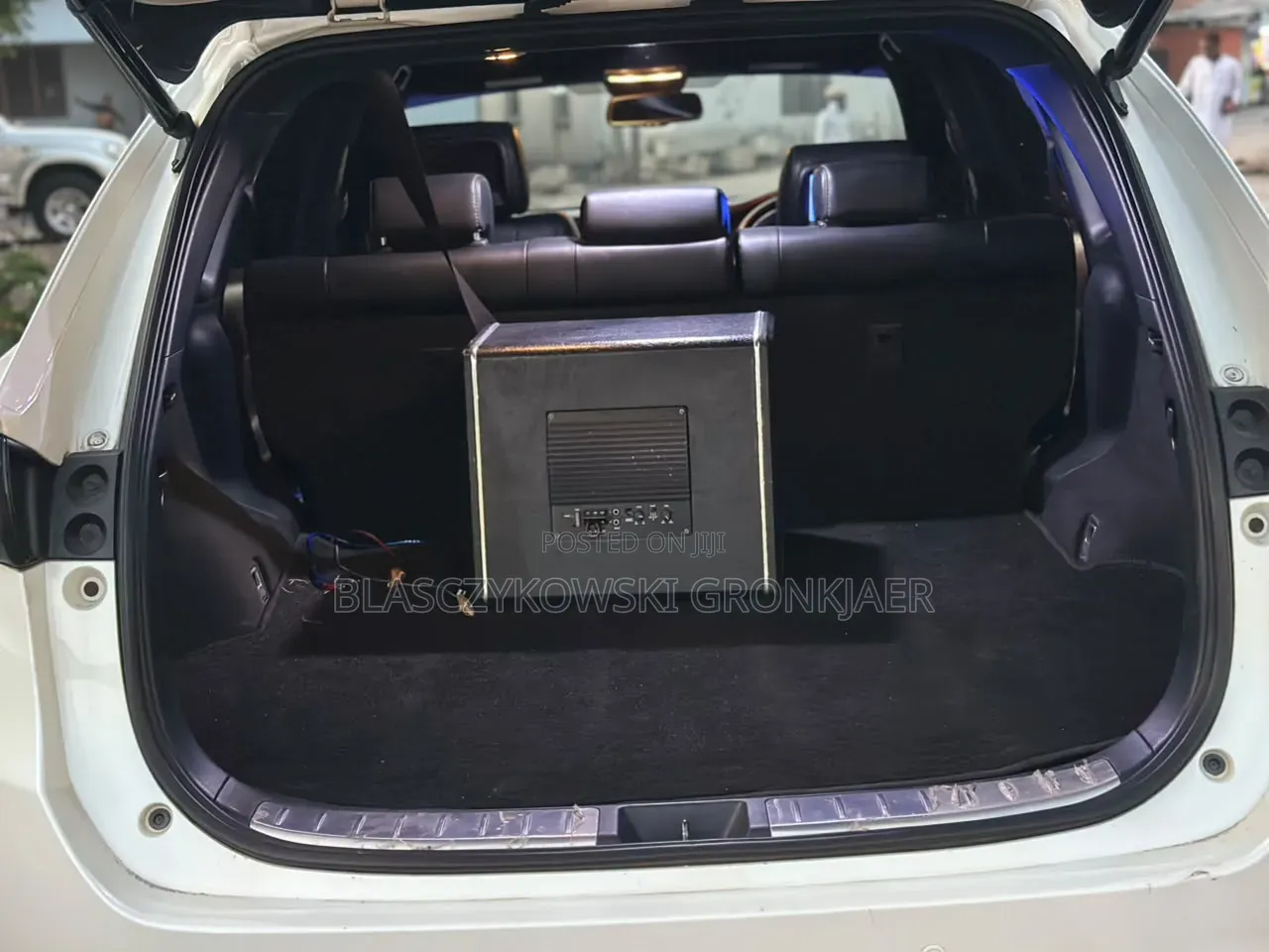 Toyota Harrier 2.0 4WD 2015 White