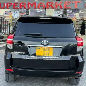 Toyota Vanguard 2011 Black