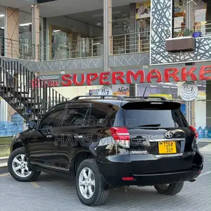 Toyota Vanguard 2011 Black