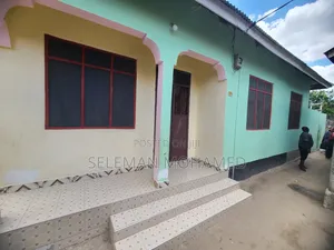 Furnished 4bdrm House in Biriani Real Estate, Charambe for sale