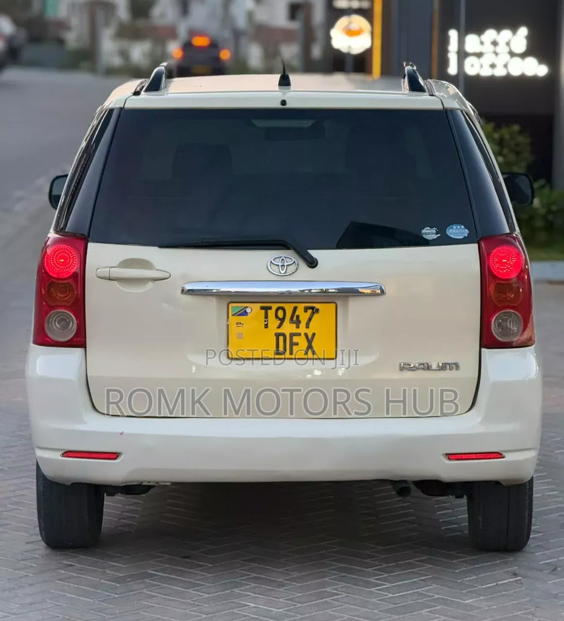 Toyota Raum 2007 White