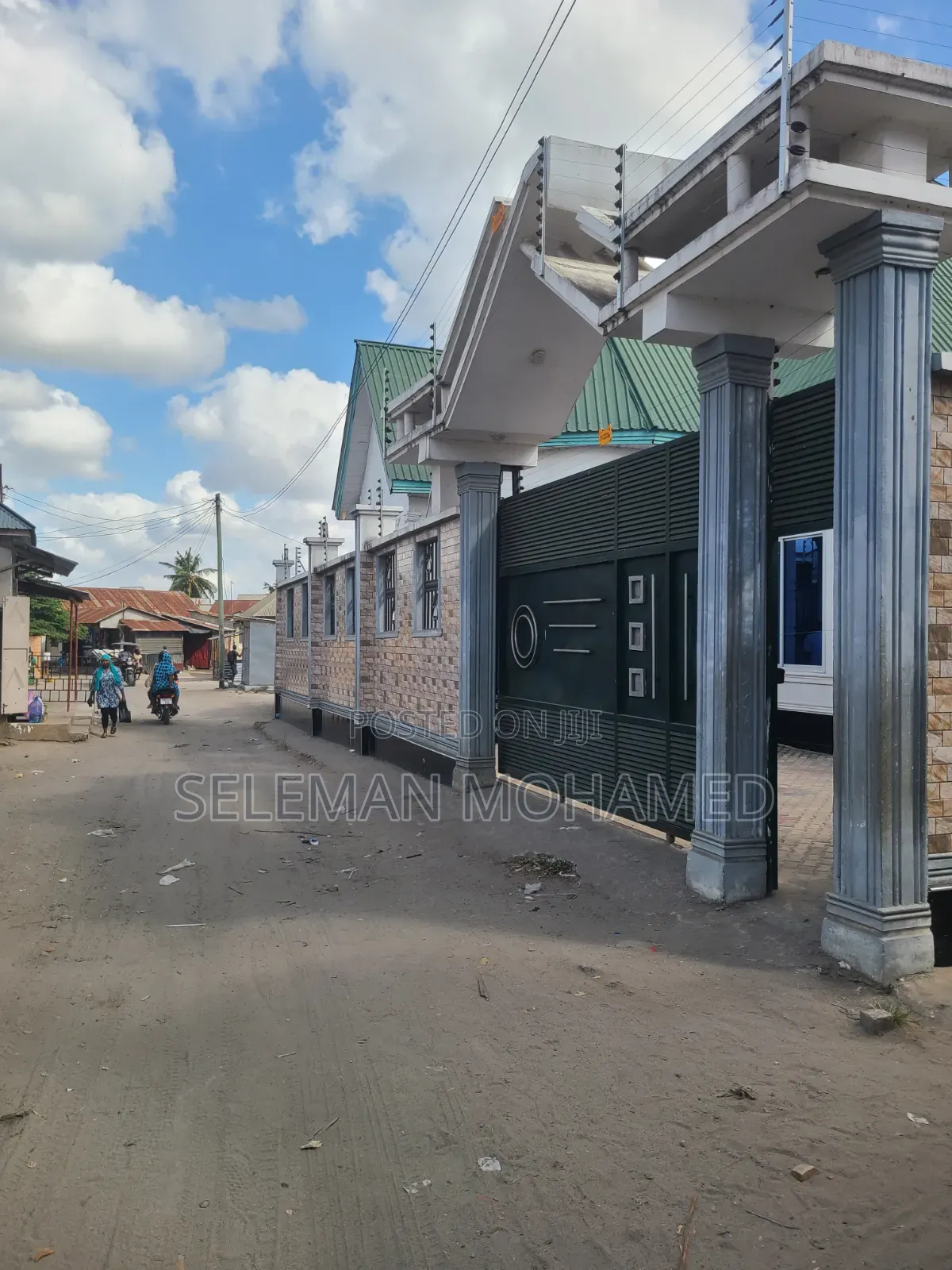 Furnished 6bdrm House in Biriani Real Estate, Chamazi for sale