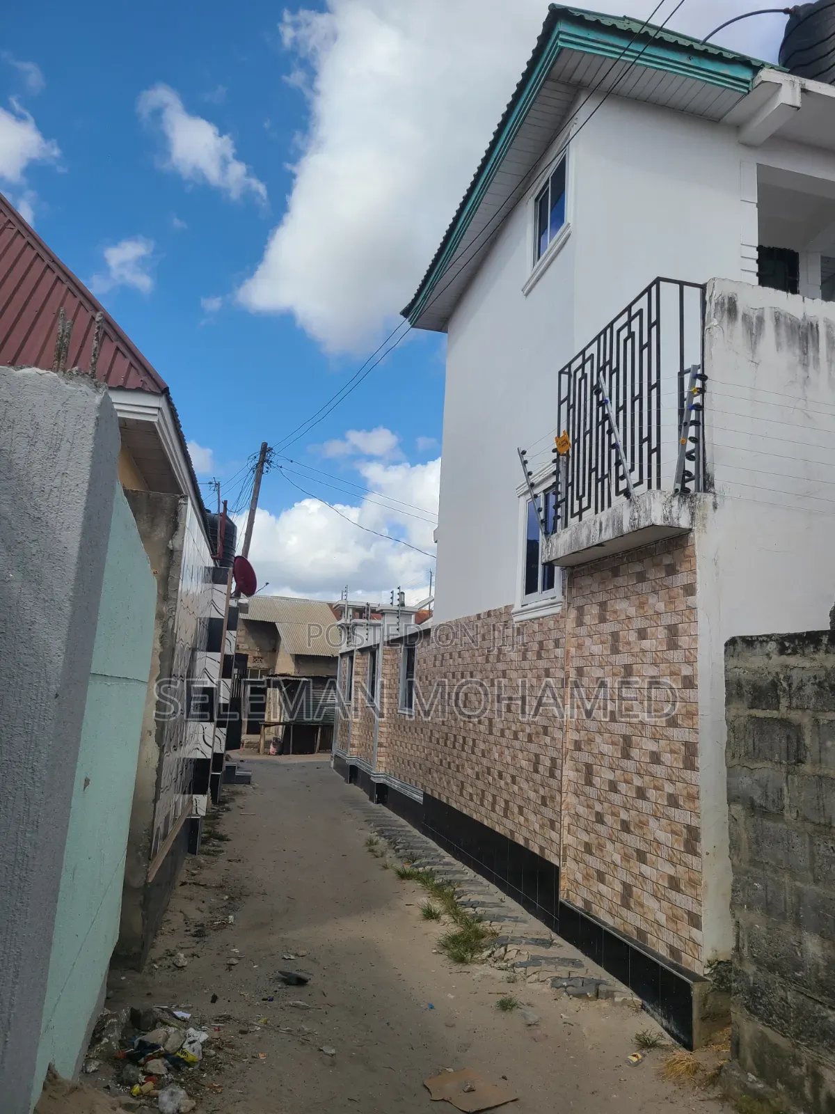 Furnished 6bdrm House in Biriani Real Estate, Chamazi for sale