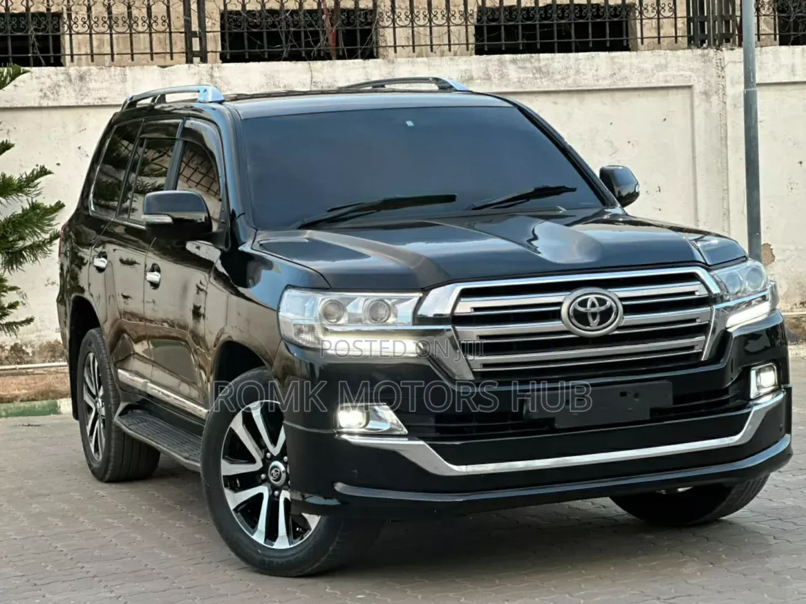 Toyota Land Cruiser Prado 2014 Black