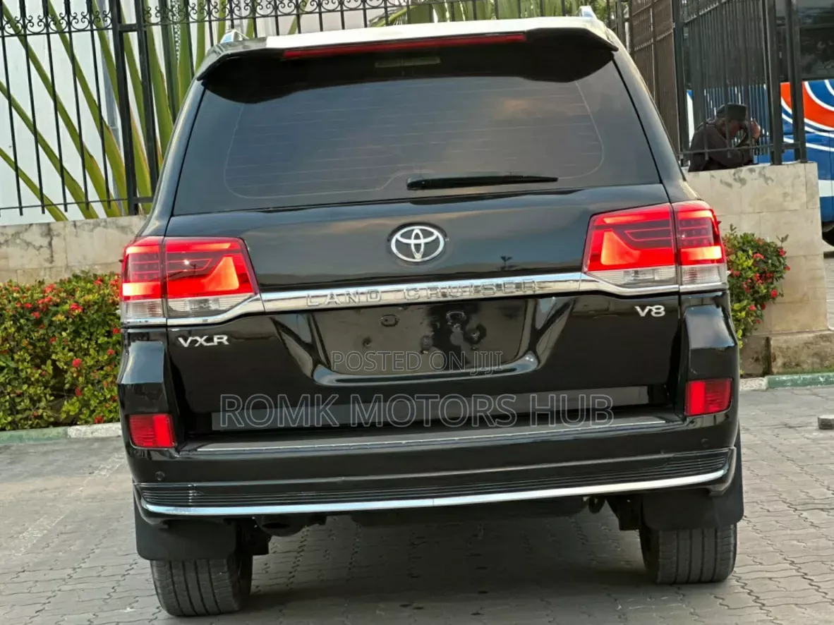 Toyota Land Cruiser Prado 2014 Black