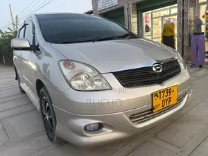 Toyota Corolla Spacio 2005 Gold