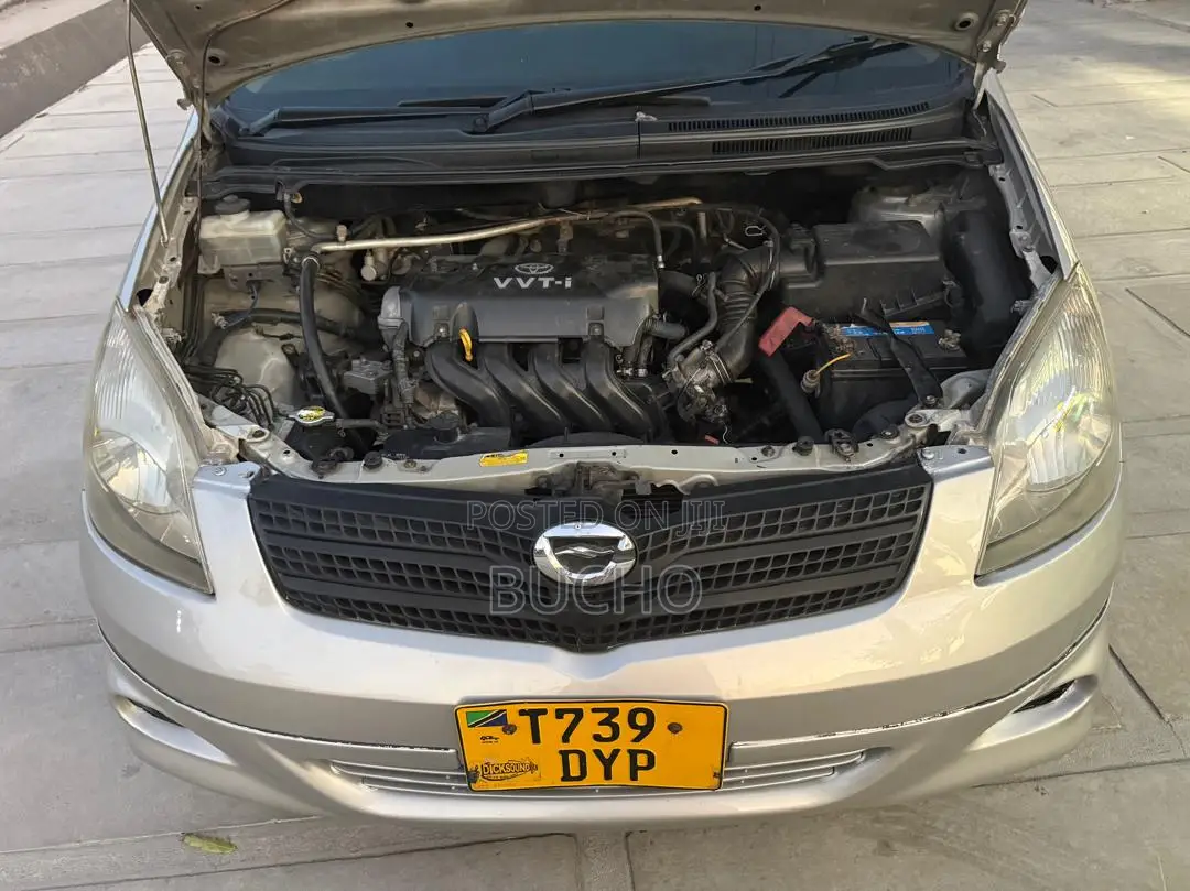 Toyota Corolla Spacio 2005 Gold