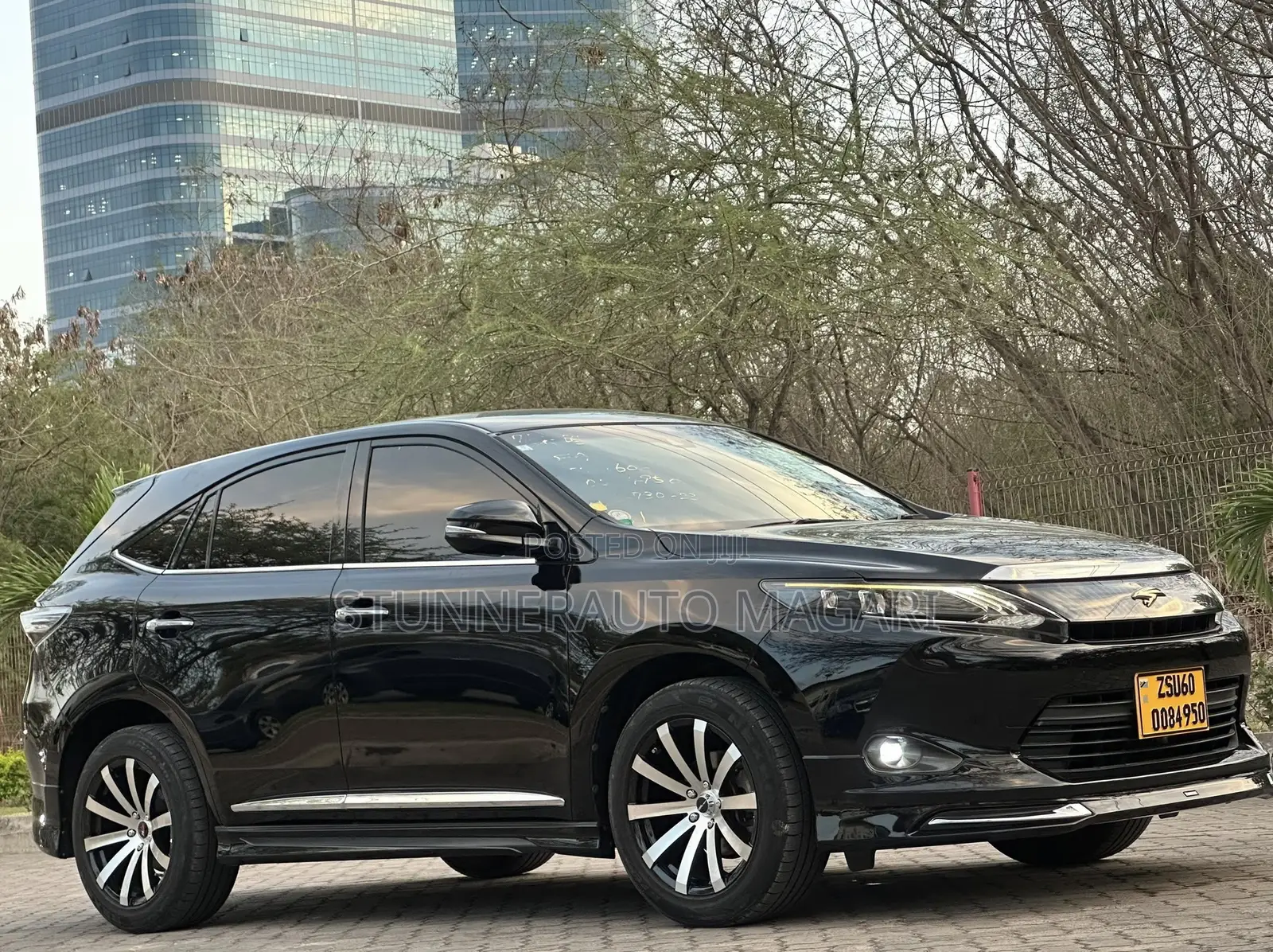 Toyota Harrier 2016 Matt Black