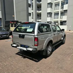Nissan Hardbody 2019 Silver