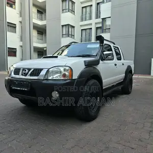 Nissan Hardbody 2019 White