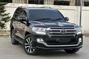 Toyota Land Cruiser 2014 Black