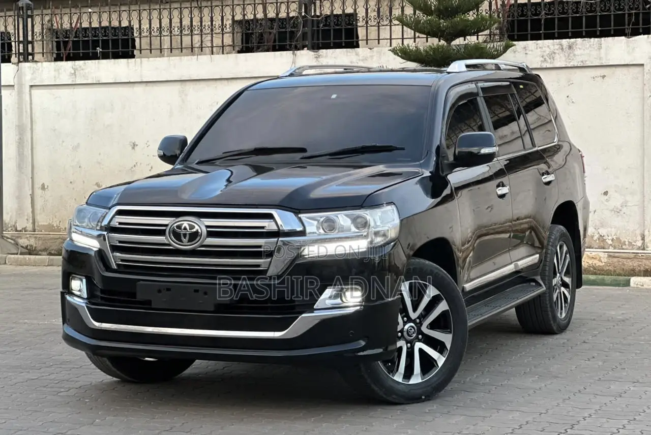 Toyota Land Cruiser 2014 Black