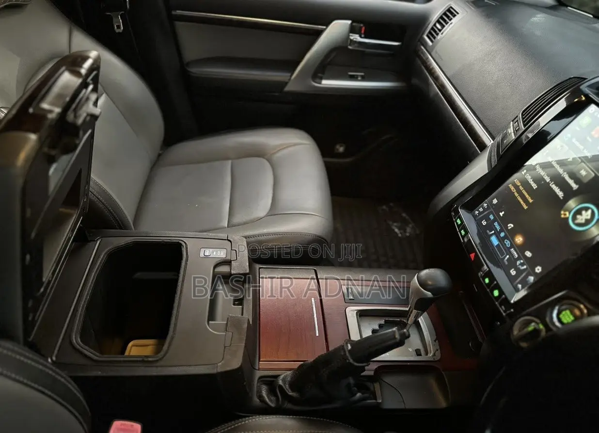 Toyota Land Cruiser 2014 Black