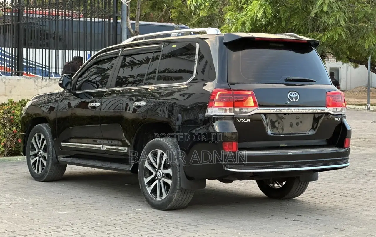 Toyota Land Cruiser 2014 Black