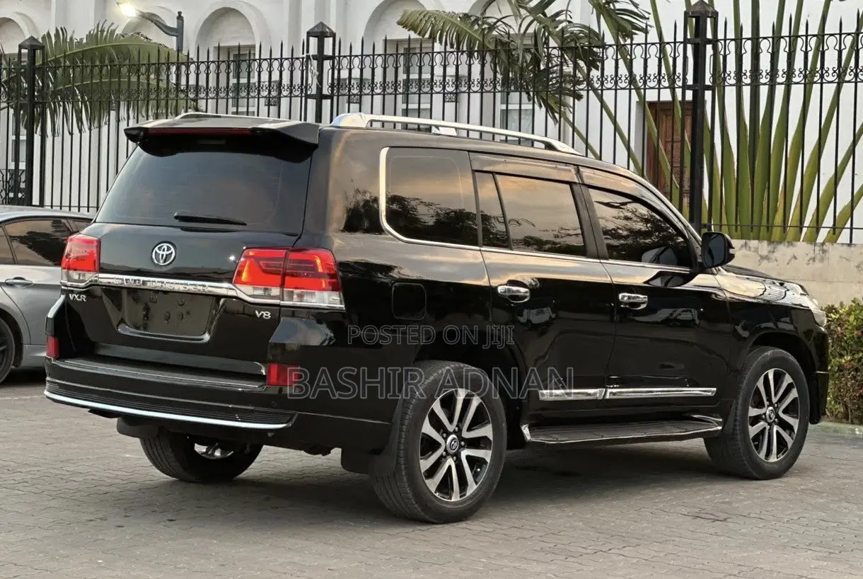 Toyota Land Cruiser 2014 Black