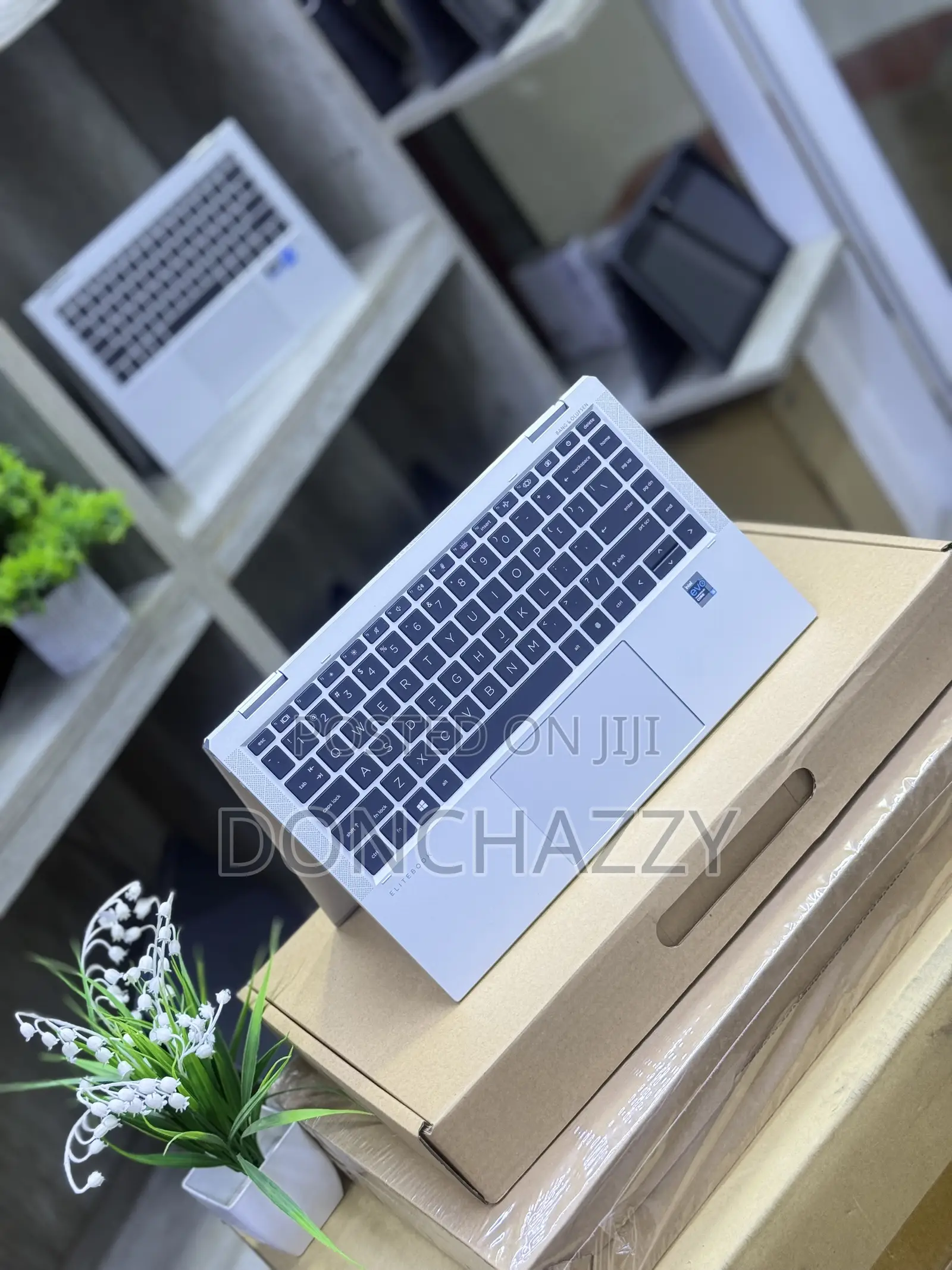 New Laptop HP EliteBook x360 1040 G9 16GB Intel Core i7 SSD 512GB