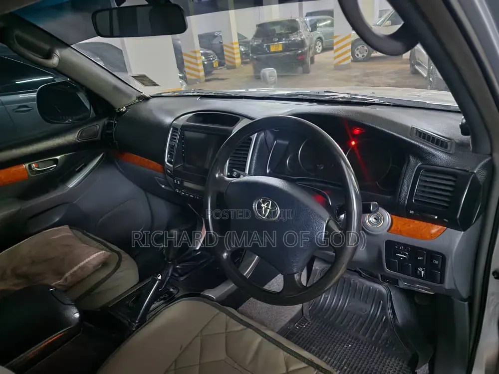 Toyota Land Cruiser Prado 2006 Silver
