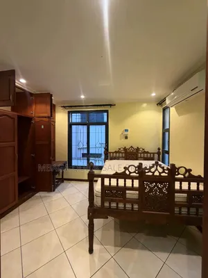 Furnished 5bdrm Villa in Masaki for rent
