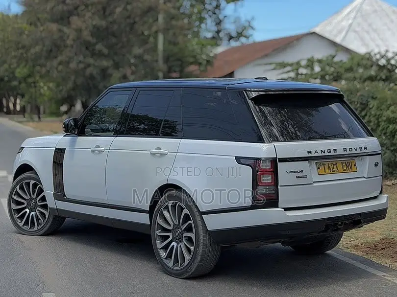 Land Rover Range Rover Vogue 2015 White