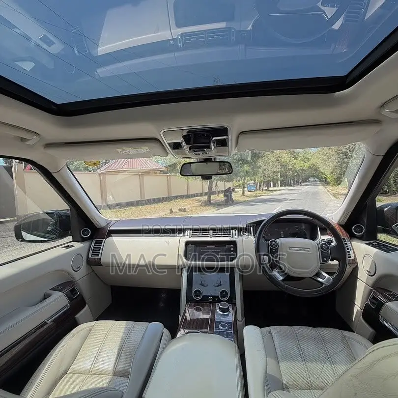 Land Rover Range Rover Vogue 2015 White