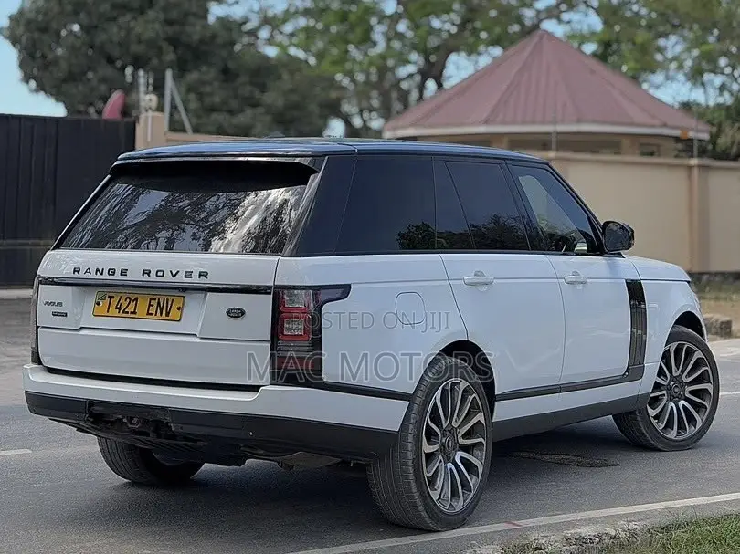 Land Rover Range Rover Vogue 2015 White