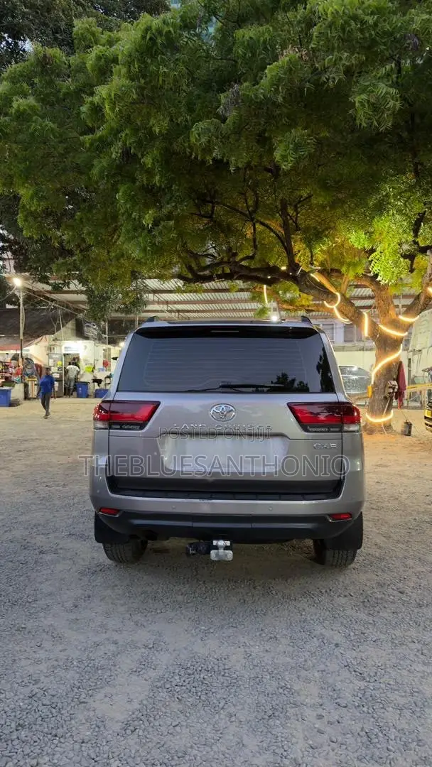 Toyota Land Cruiser 2023 Beige