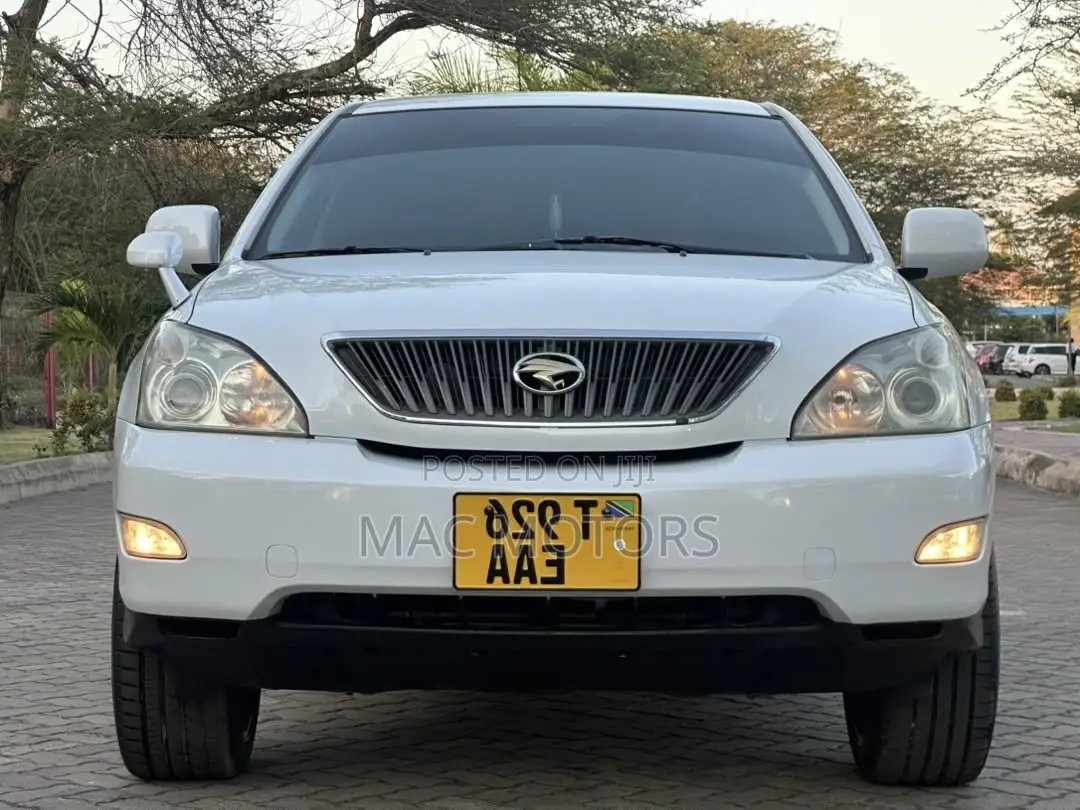 Toyota Harrier 2007 White