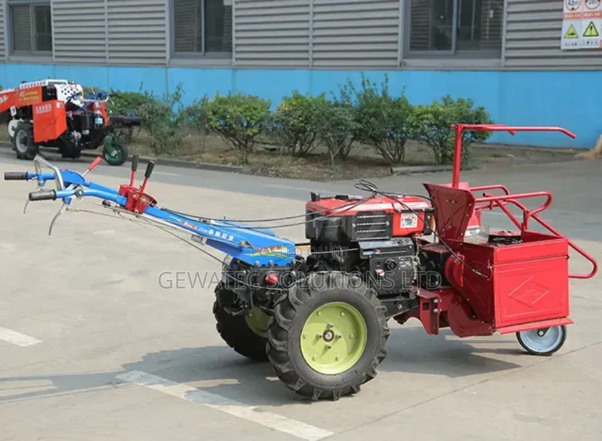 Mashine Ya Kuvuna Mahindi(Corn Harvester)
