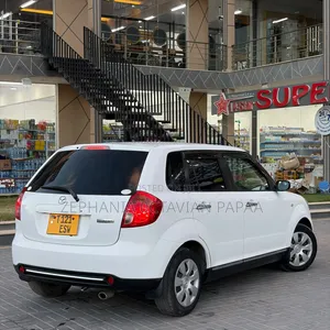 Mazda Verisa 2010 White