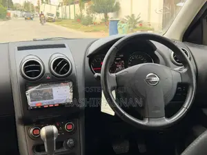 Nissan Dualis 2012 White