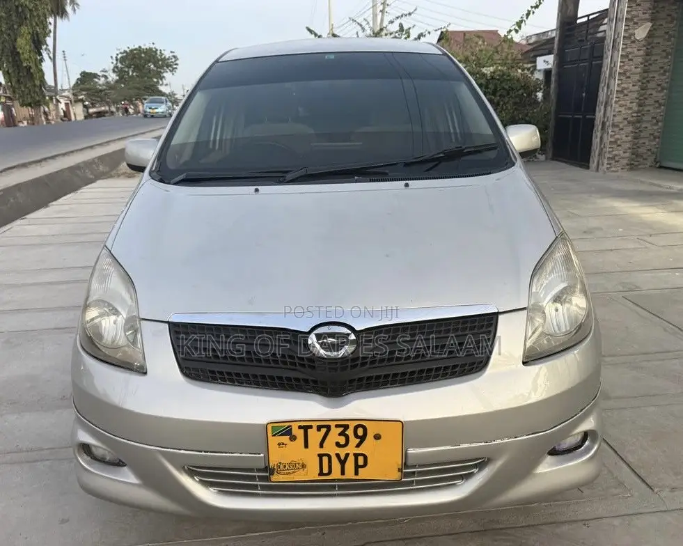 Toyota Corolla Spacio 2002 Silver
