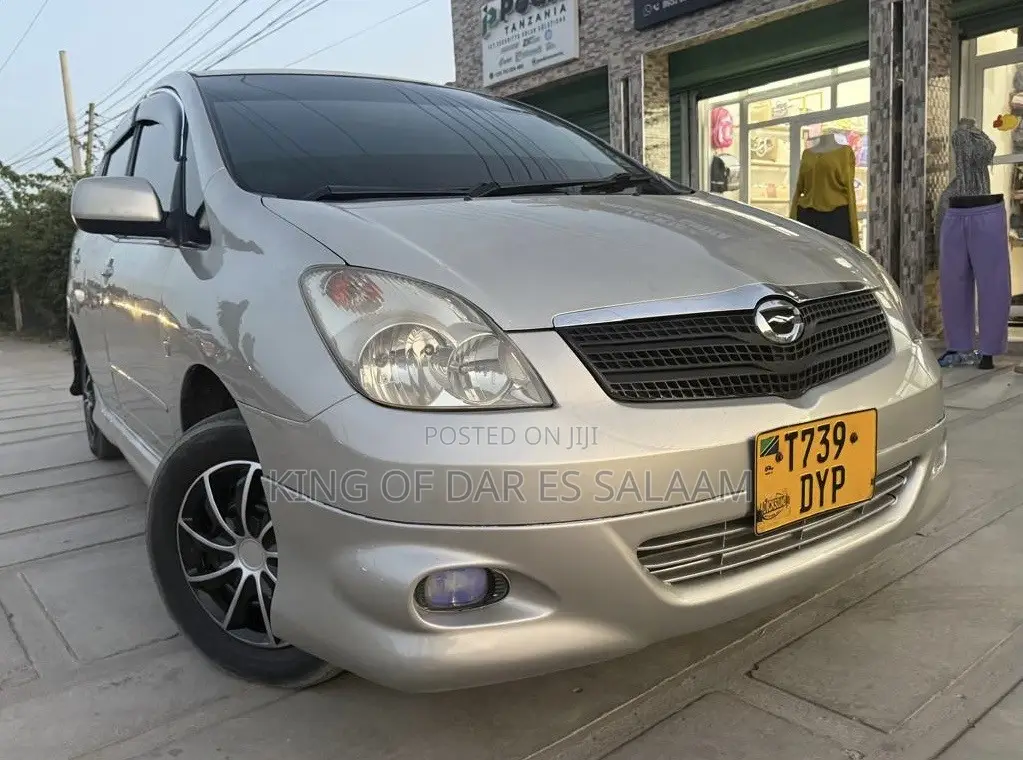 Toyota Corolla Spacio 2002 Silver