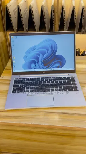 Laptop HP EliteBook 845 G7 8GB AMD Ryzen 5 SSD 256GB