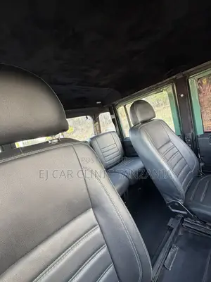 Land Rover Defender 1995 Green