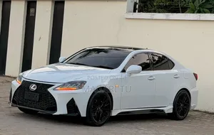 Toyota Lexcen 2010 White
