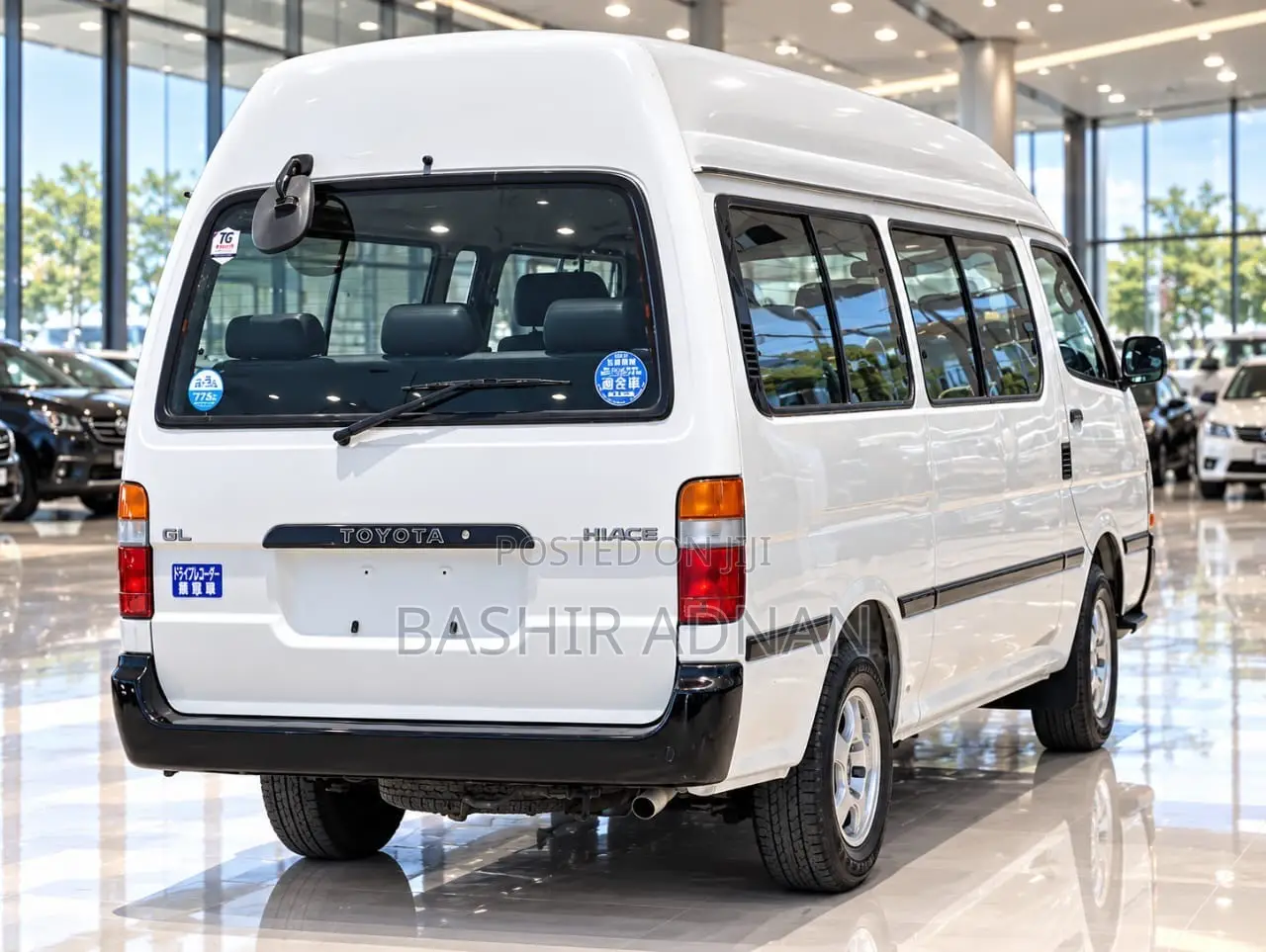 Toyota HiAce 1998 White