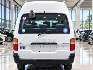 Toyota HiAce 1998 White